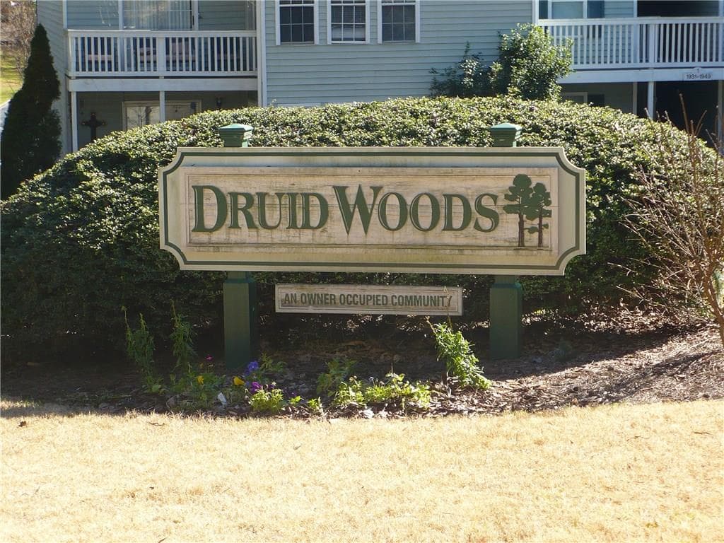 2044 Brian Way 2044, Decatur, GA 30033 — most recent listing photo