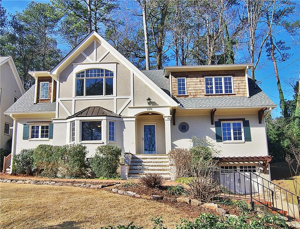 5 bedroom, 3,089 sq ft single family residence sold at 1374 Pasadena Avenue, Atlanta, GA 30306