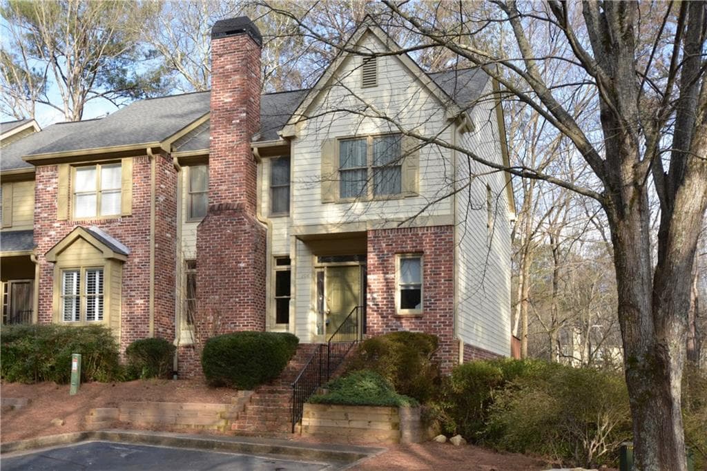 208 Riverview Trail, Roswell, GA 30075 — most recent listing photo