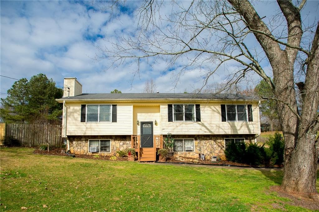 311 Hill Crest Circle, Woodstock, GA 30188 — most recent listing photo