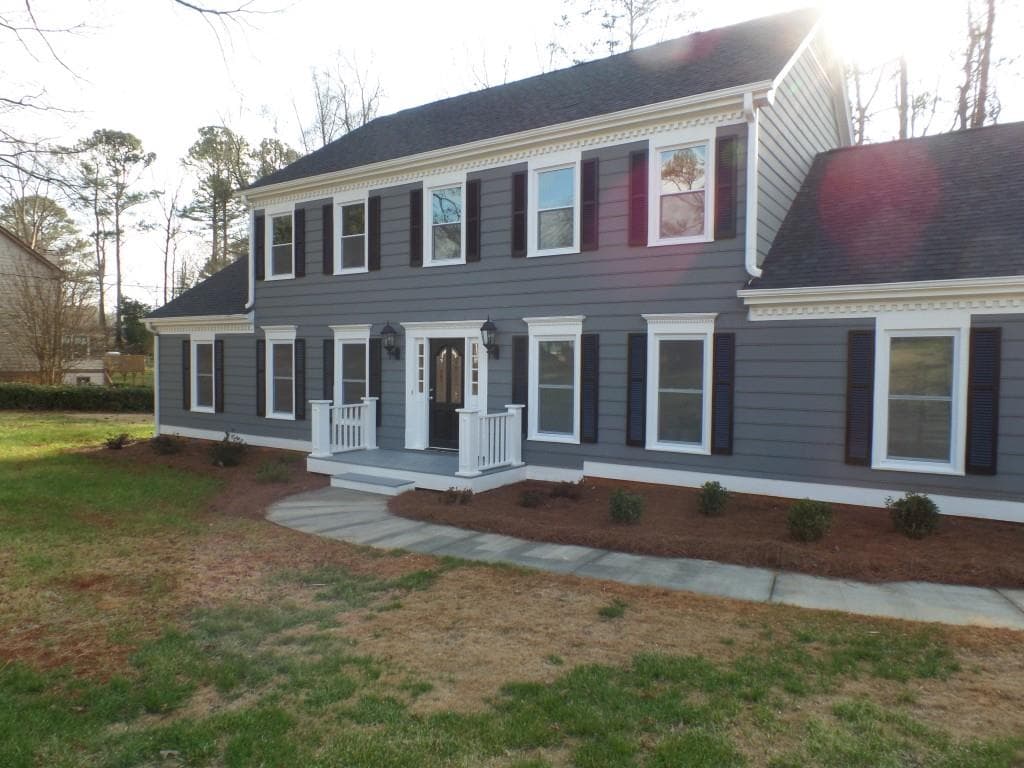 3 bedroom, 2,052 sq ft single family residence sold at 725 Dean Way, Lawrenceville, GA 30044