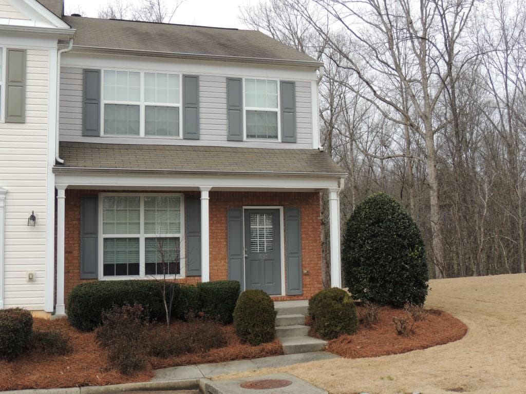 2 bedroom, 1,240 sq ft townhouse sold at 1030 Prestwyck Court 0, Alpharetta, GA 30004