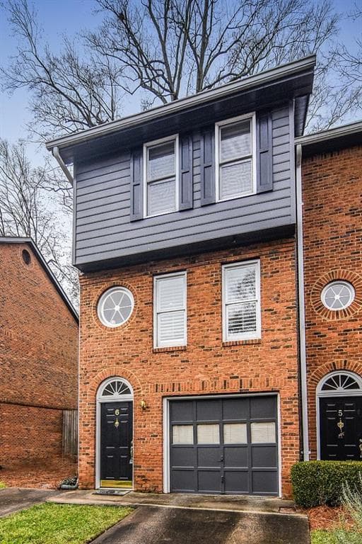 2 bedroom, 1,278 sq ft townhouse sold at 428 Page Avenue 6, Atlanta, GA 30307
