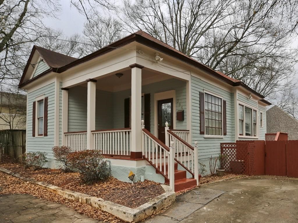 2 bedroom, 1,209 sq ft single family residence sold at 384 Pavillion Street, Atlanta, GA 30315