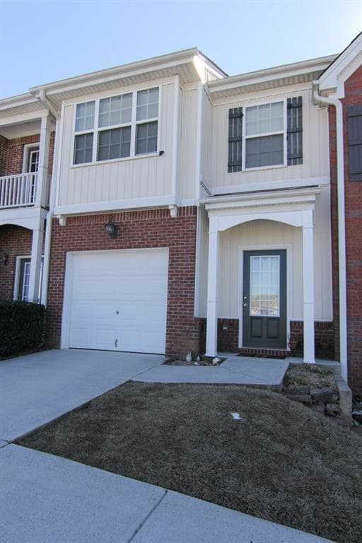 3 bedroom, 1,726 sq ft townhouse sold at 41 Hidden Hickory Court, Dawsonville, GA 30534