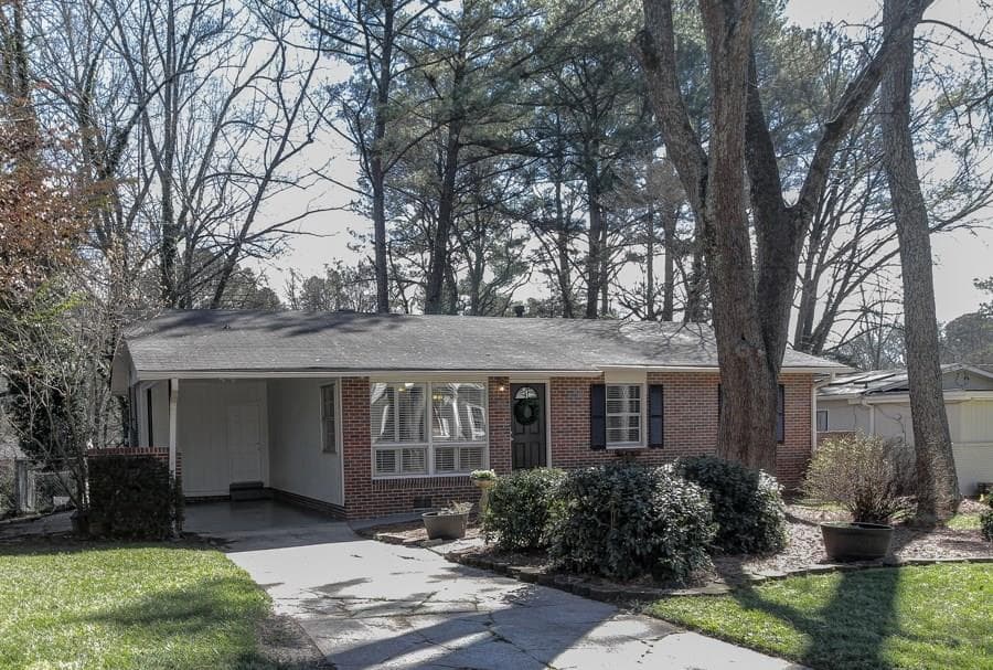 3 bedroom single family residence sold at 2355 Poplar Springs Drive, Brookhaven, GA 30319