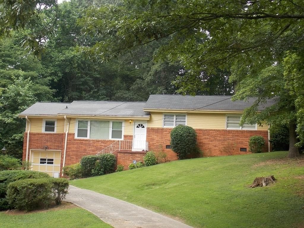 3 bedroom single family residence sold at 2346 Greenglade Road, Atlanta, GA 30345