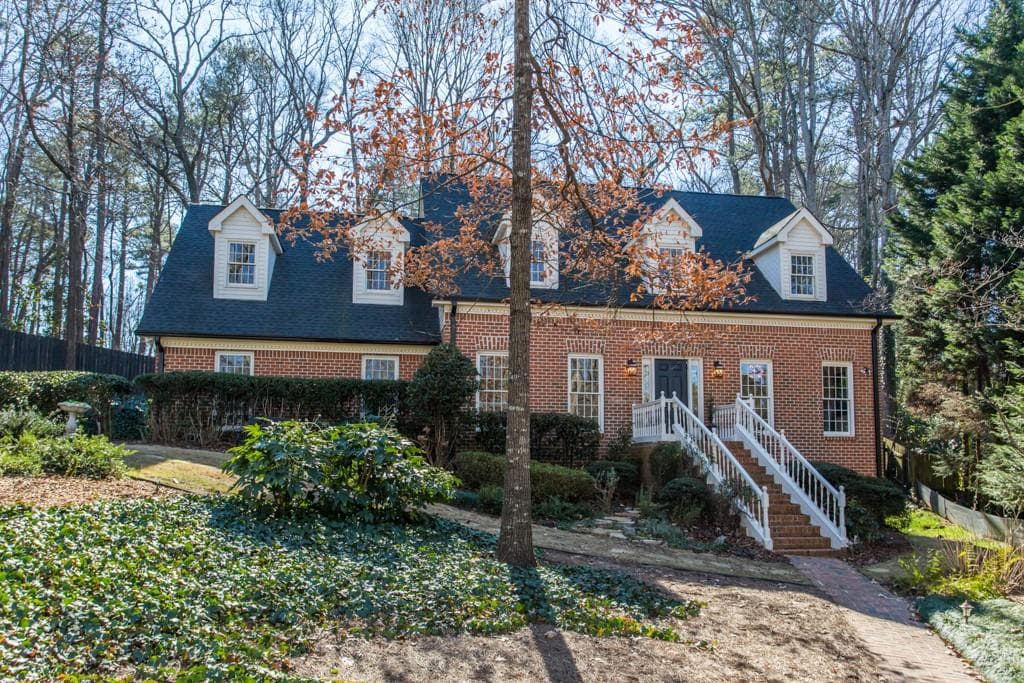 925 Lost Forest Drive, Sandy Springs, GA 30328 — most recent listing photo