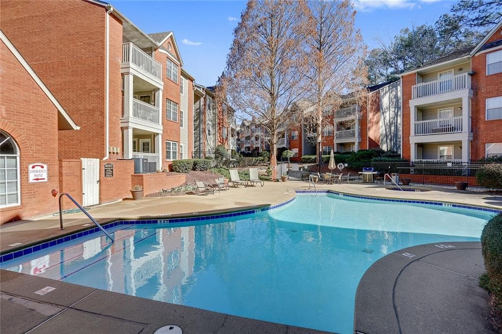2 bedroom, 913 sq ft condominium sold at 1006 Chastain Park Court 1006, Atlanta, GA 30342
