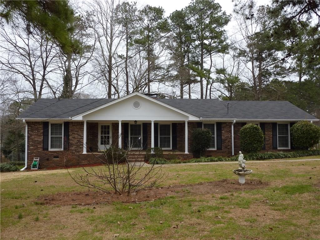 3 bedroom, 2,197 sq ft single family residence sold at 305 PINE FOREST Drive, Lawrenceville, GA 30046