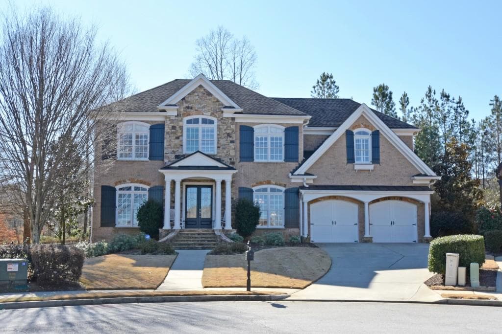 5 bedroom, 4,576 sq ft single family residence sold at 7405 Ledgewood Way, Suwanee, GA 30024
