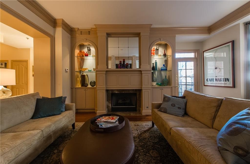2 bedroom, 1,586 sq ft condominium sold at 850 Piedmont Avenue 1305, Atlanta, GA 30308