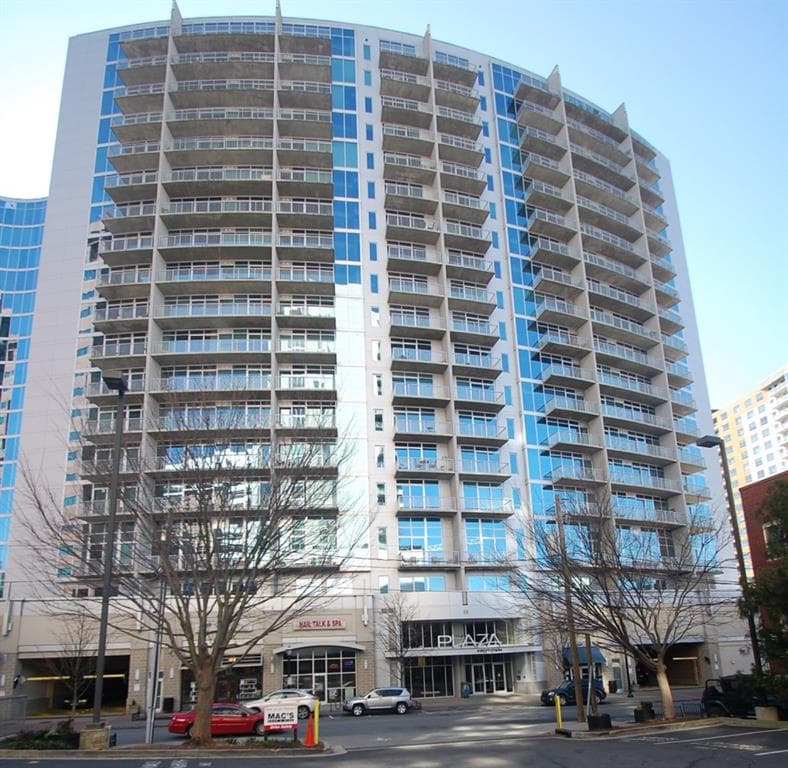 1 bedroom, 866 sq ft condominium sold at 44 Peachtree Place 625, Atlanta, GA 30309