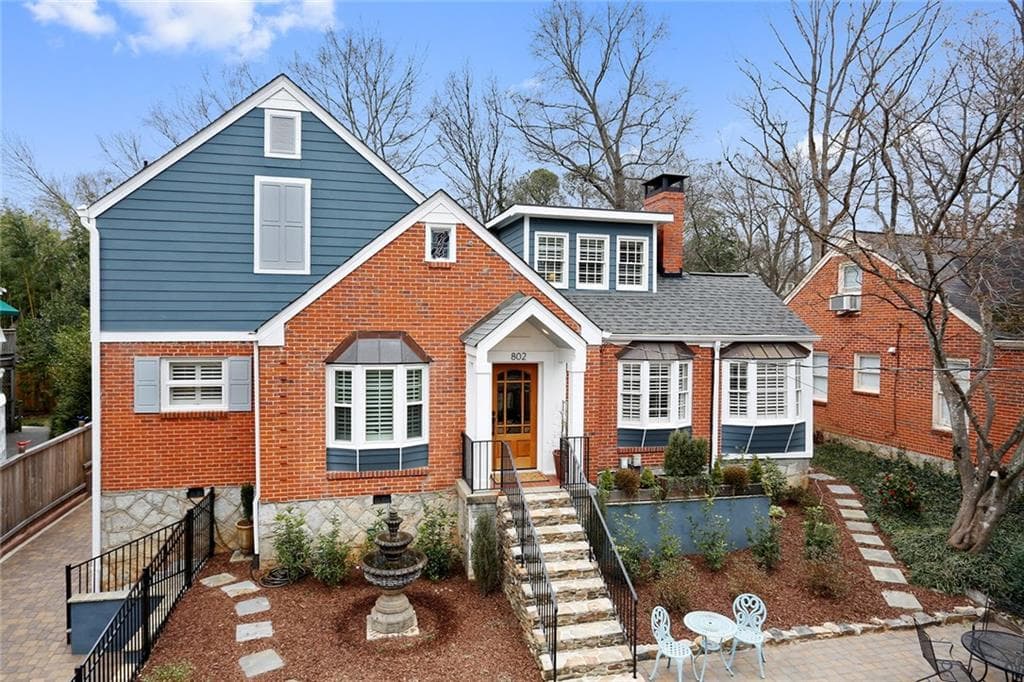 3 bedroom, 2,110 sq ft single family residence sold at 802 Highland Terrace, Atlanta, GA 30306
