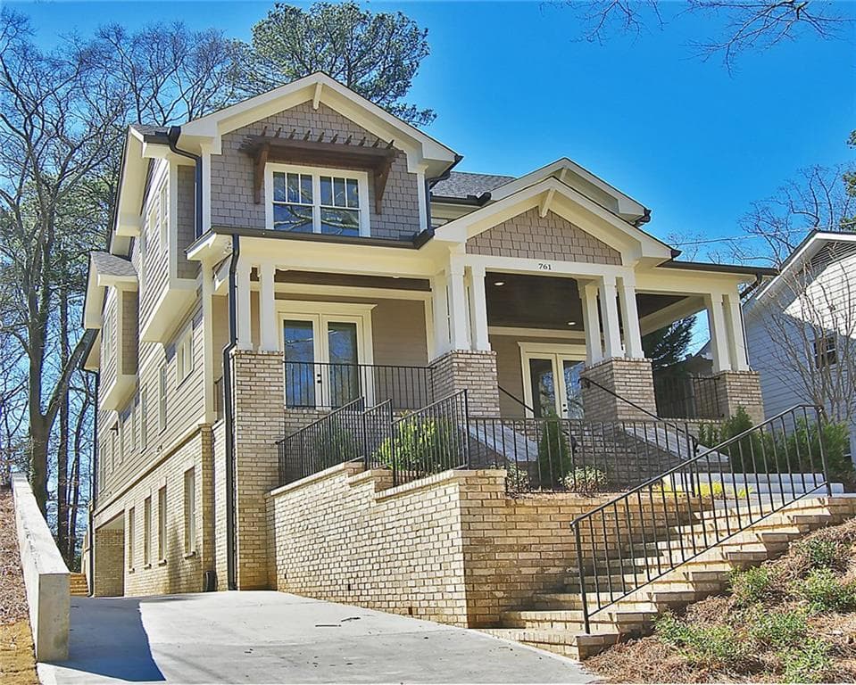 5 bedroom, 3,600 sq ft single family residence sold at 761 San Antonio Drive, Atlanta, GA 30306