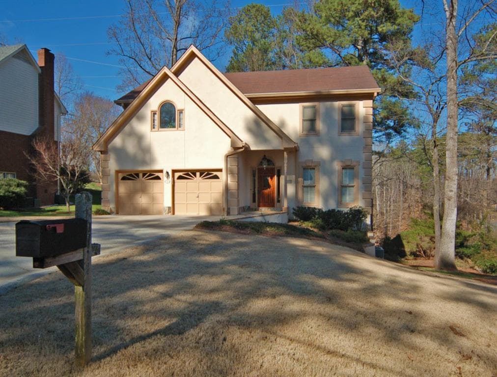 1652 Manhasset Farm Court, Dunwoody, GA 30338 — most recent listing photo