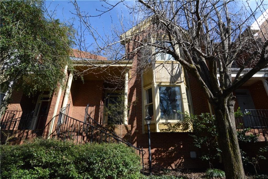 233 Sycamore Place, Decatur, GA 30030 — most recent listing photo