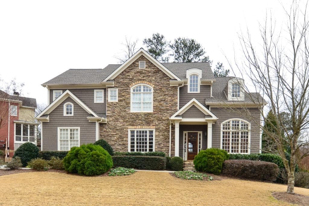 250 Lake Summit View, Atlanta, GA 30342 — most recent listing photo