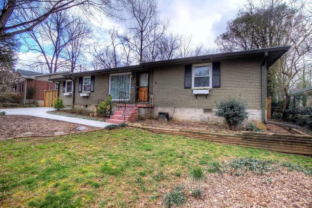 3 bedroom, 1,403 sq ft single family residence sold at 2635 Harrington Drive, Decatur, GA 30033