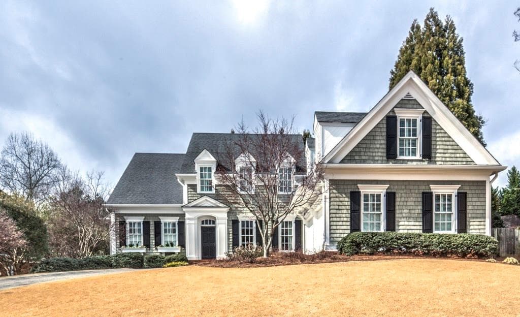 5 bedroom single family residence sold at 945 Greyfield Place, Sandy Springs, GA 30328