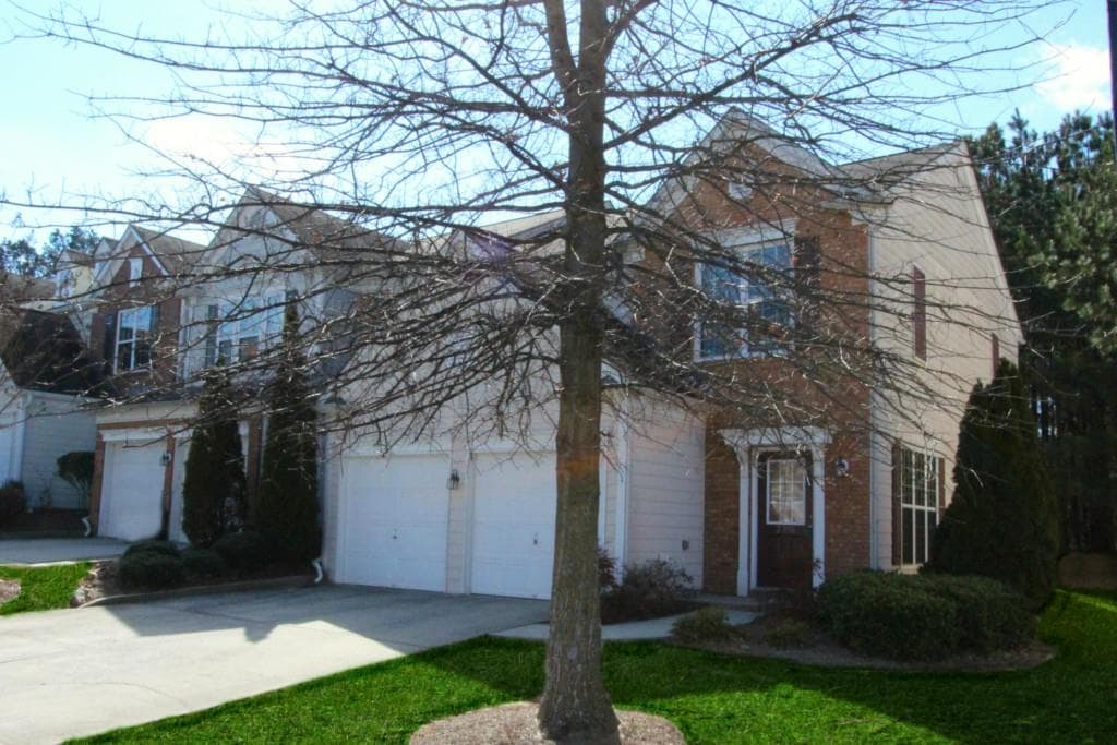 2398 Fairlie Drive, Duluth, GA 30096 — most recent listing photo