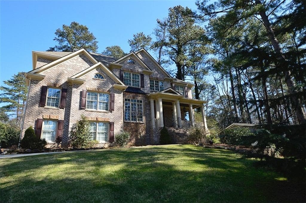 6 bedroom, 4,264 sq ft single family residence sold at 2141 Abby Lane, Atlanta, GA 30345