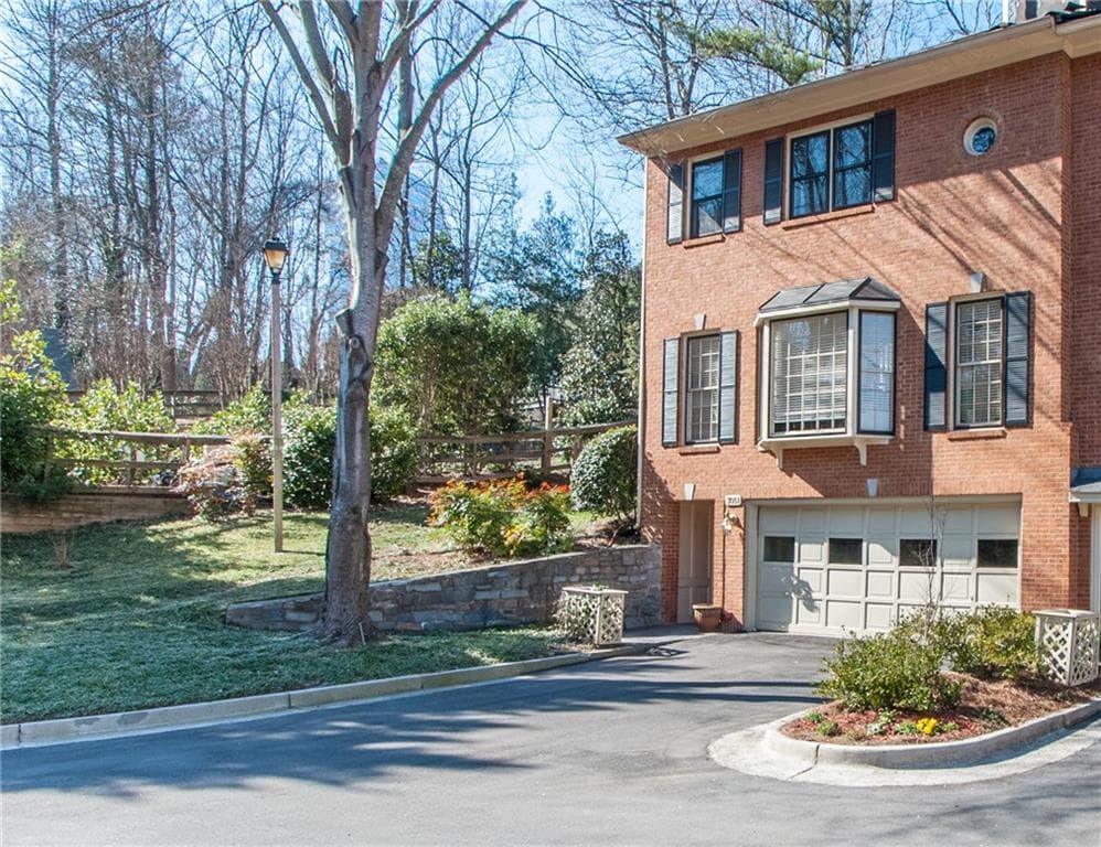 3 bedroom, 1,867 sq ft townhouse sold at 3051 Vinings Ridge Drive 3051, Atlanta, GA 30339