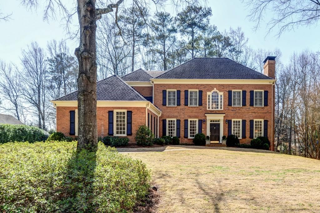 5 bedroom single family residence sold at 50 Abington Court, Atlanta, GA 30327