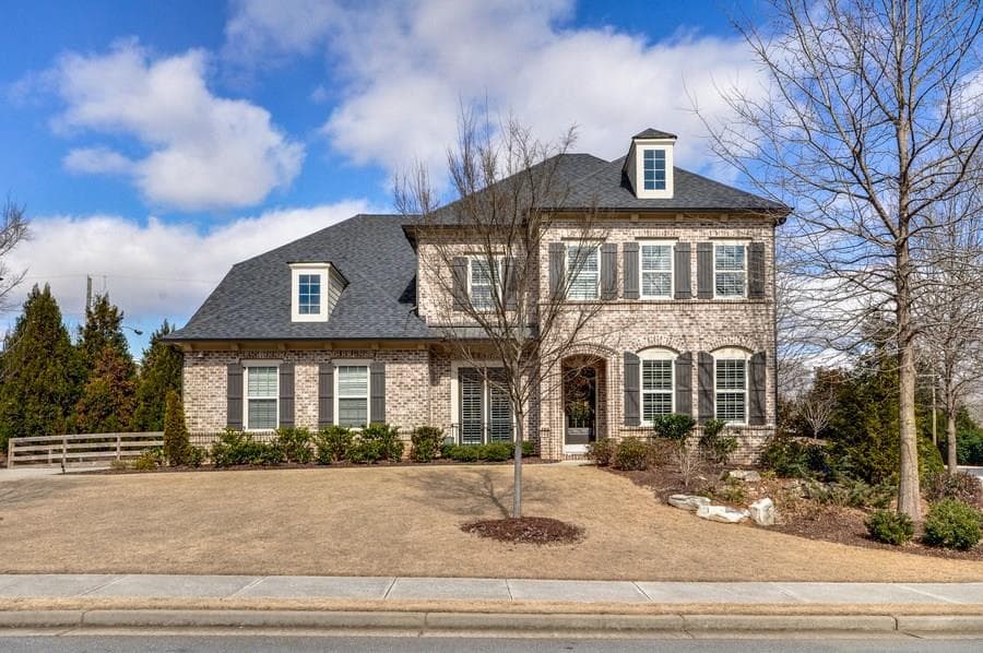 5 bedroom, 4,295 sq ft single family residence sold at 12450 Pindell Circle, Alpharetta, GA 30004