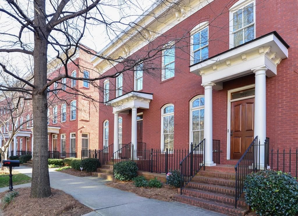 3 bedroom townhouse sold at 867 Inman Village Parkway 210, Atlanta, GA 30307