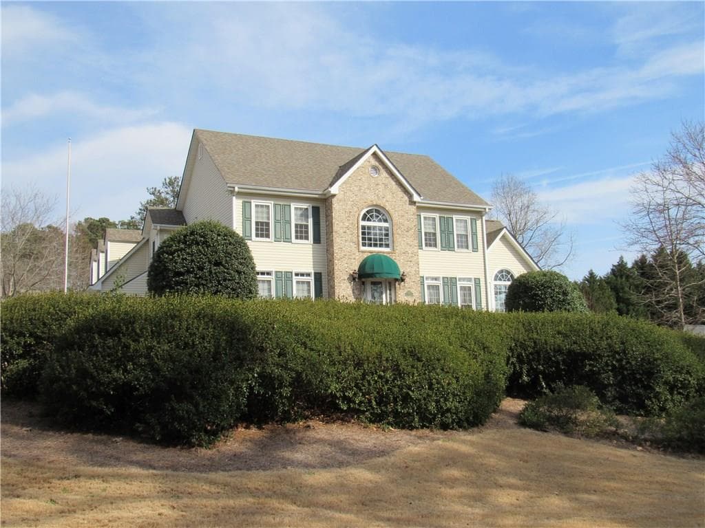 4 bedroom, 3,176 sq ft single family residence sold at 2167 Lake Ridge Terrace, Lawrenceville, GA 30043