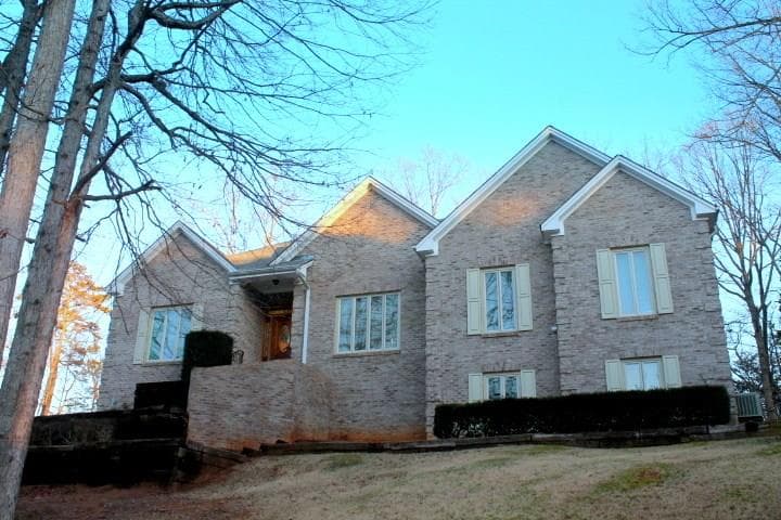 2920 Heatherstone Drive, Cumming, GA 30041 — most recent listing photo