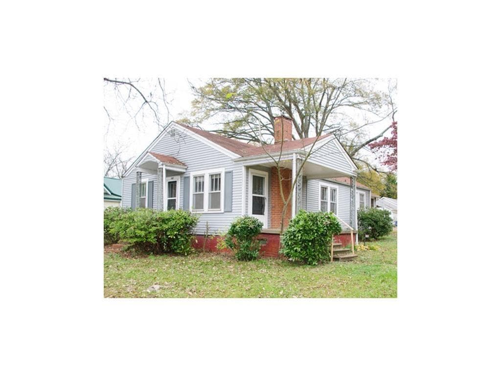 2402 N Broad Street, Commerce, GA 30529 — most recent listing photo