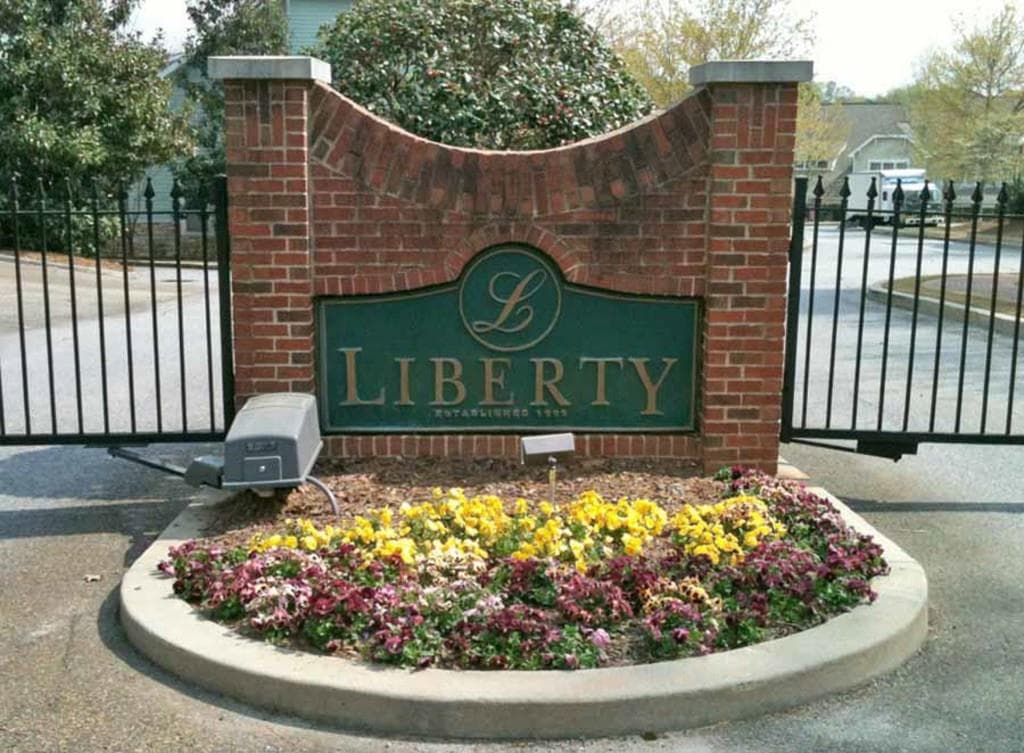 1735 Liberty Lane 1735, Roswell, GA 30075 — most recent listing photo