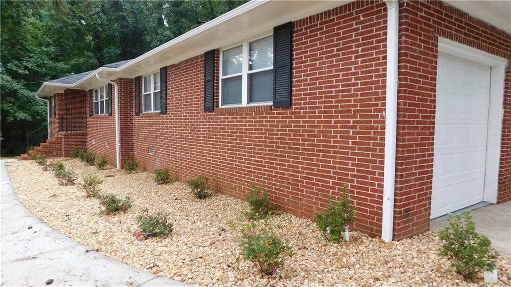 4 bedroom single family residence sold at 3274 Mount Gilead Road, Atlanta, GA 30311