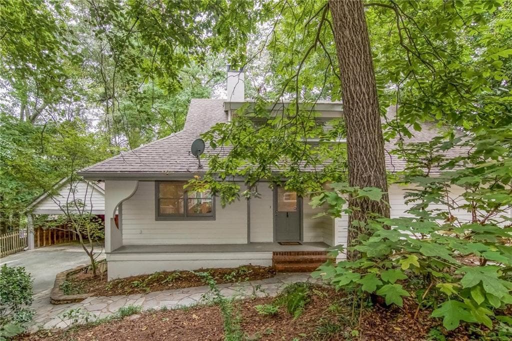 4 bedroom, 2,329 sq ft single family residence sold at 730 Courtenay Drive, Atlanta, GA 30306