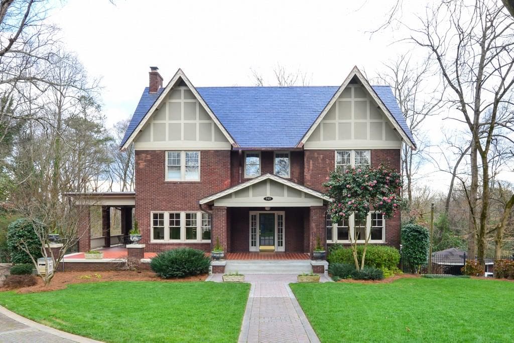 5 bedroom, 5,367 sq ft single family residence sold at 949 Briarcliff Road, Atlanta, GA 30306