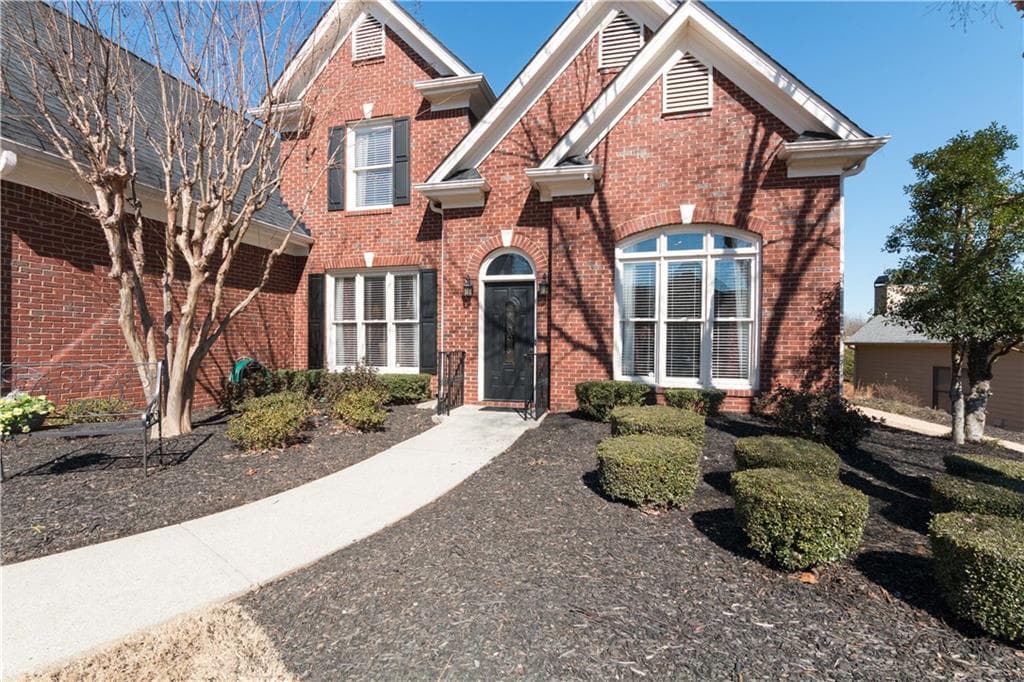 4 bedroom, 2,708 sq ft single family residence sold at 3735 Preakness Lane, Suwanee, GA 30024