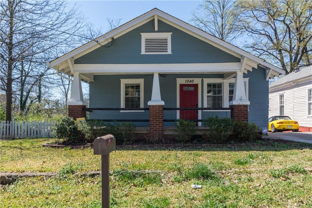 3 bedroom, 1,176 sq ft single family residence sold at 1040 Longley Avenue, Atlanta, GA 30318