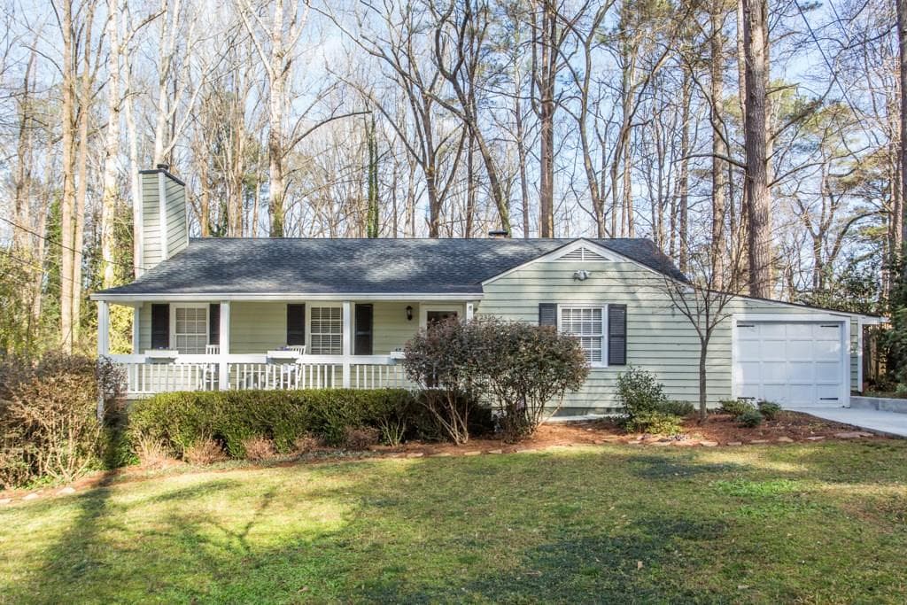 2 bedroom, 996 sq ft single family residence sold at 2356 Desmond Drive, Decatur, GA 30033
