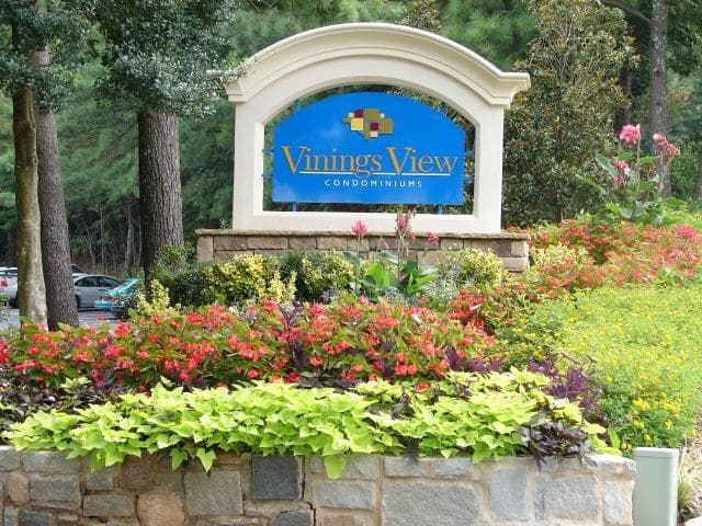 2 bedroom condominium sold at 3175 Seven Pines Court 203, Atlanta, GA 30339