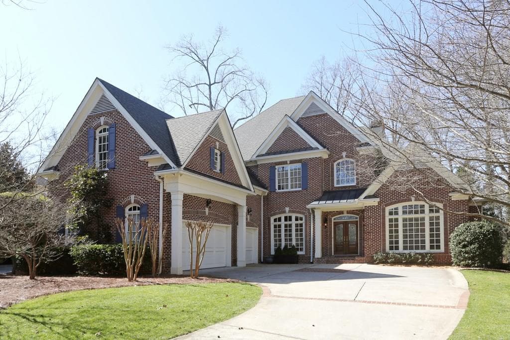6 bedroom, 4,050 sq ft single family residence sold at 3100 Lanier Drive, Brookhaven, GA 30319