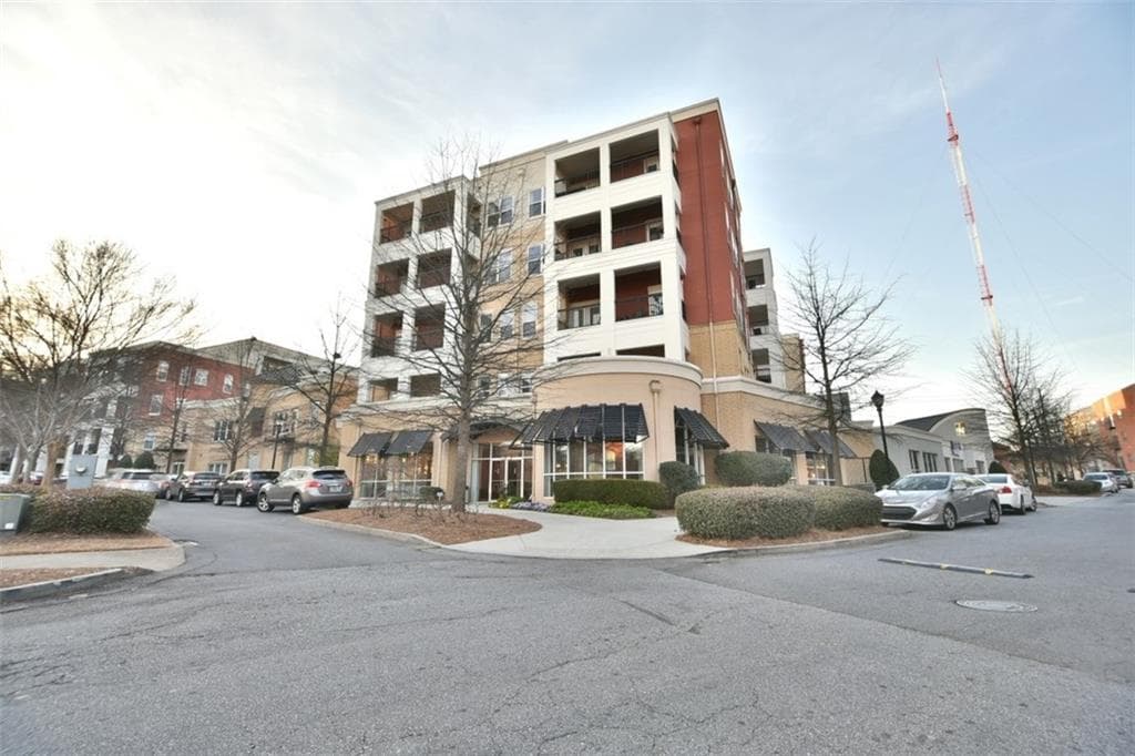 1 bedroom, 683 sq ft condominium sold at 870 Inman Village Parkway 231, Atlanta, GA 30307