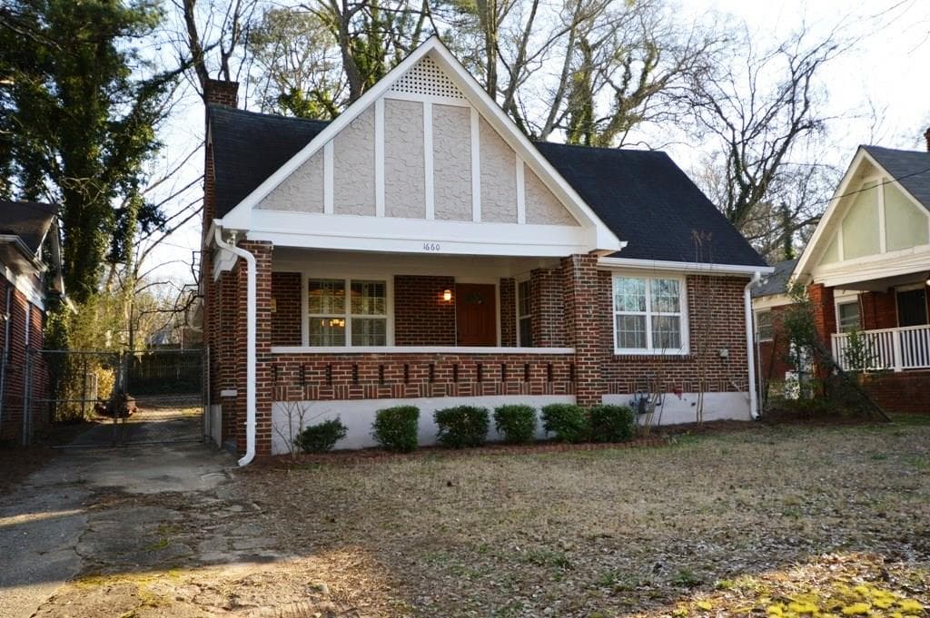3 bedroom, 1,270 sq ft single family residence sold at 1660 Westwood Avenue, Atlanta, GA 30310