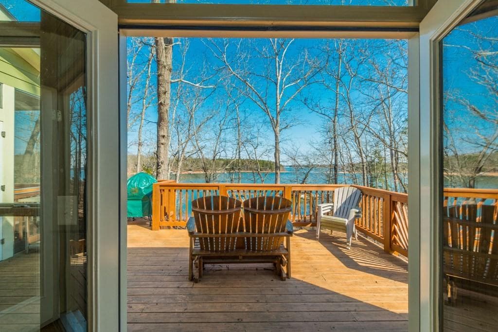 223 Honeysuckle Lane, Hartwell, GA 30643 — most recent listing photo