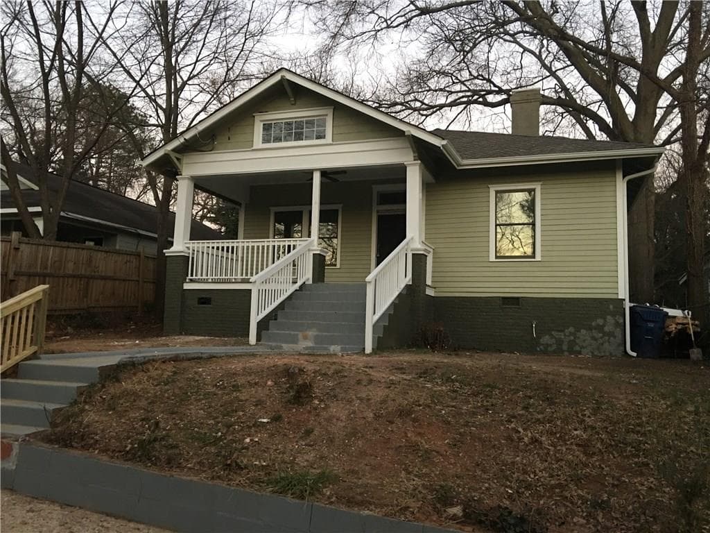 3 bedroom single family residence sold at 1450 Everhart Street, Atlanta, GA 30310