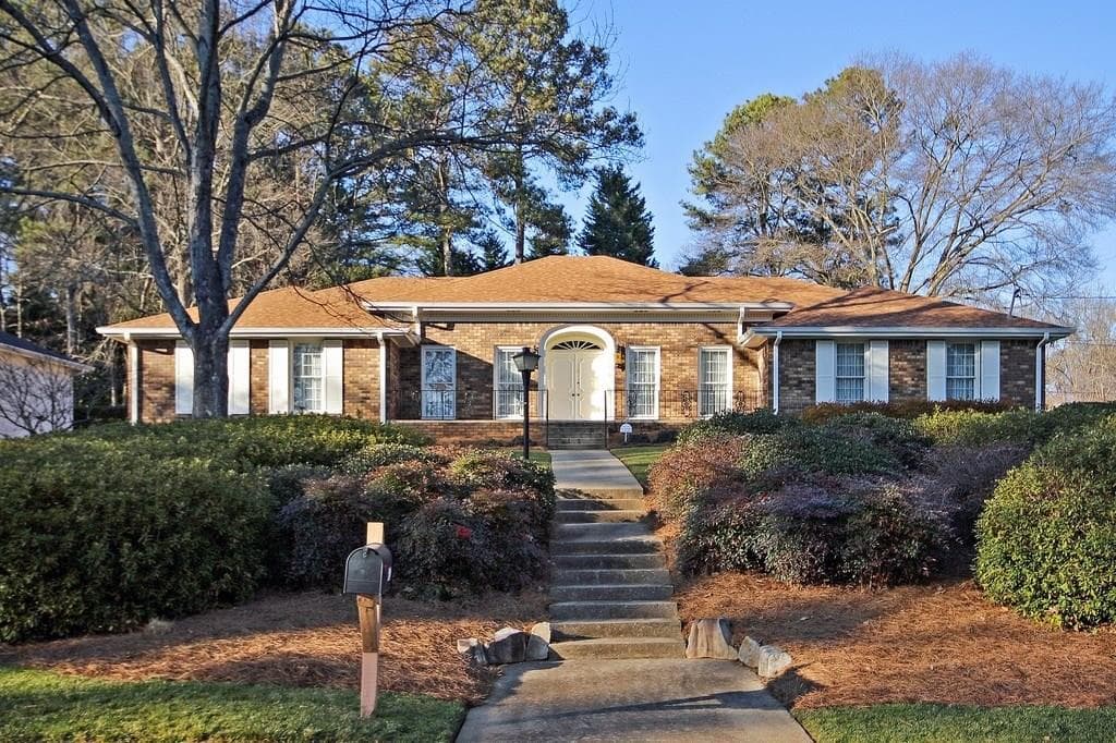 1092 Coronation Drive, Dunwoody, GA 30338 — most recent listing photo
