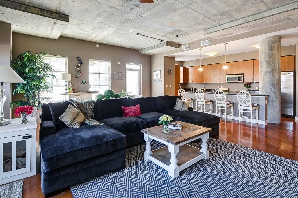 2 bedroom, 1,549 sq ft condominium sold at 711 Cosmopolitan Drive TL11, Atlanta, GA 30324