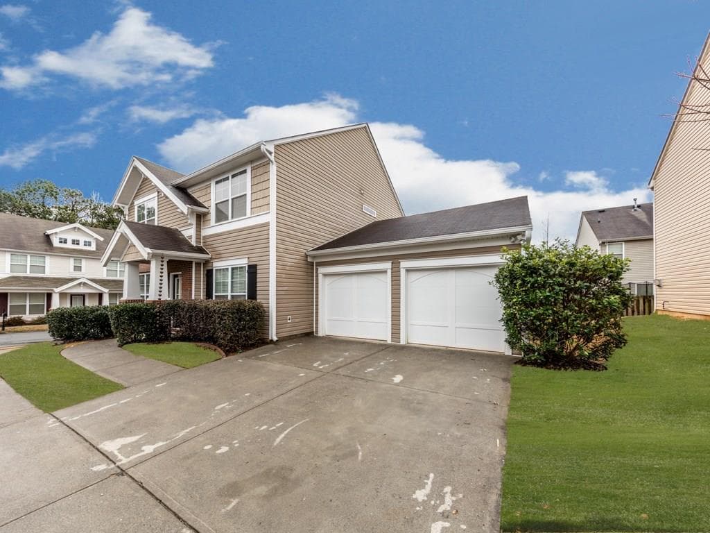 4 bedroom, 2,010 sq ft single family residence sold at 1201 Red Bud Lane, Canton, GA 30114