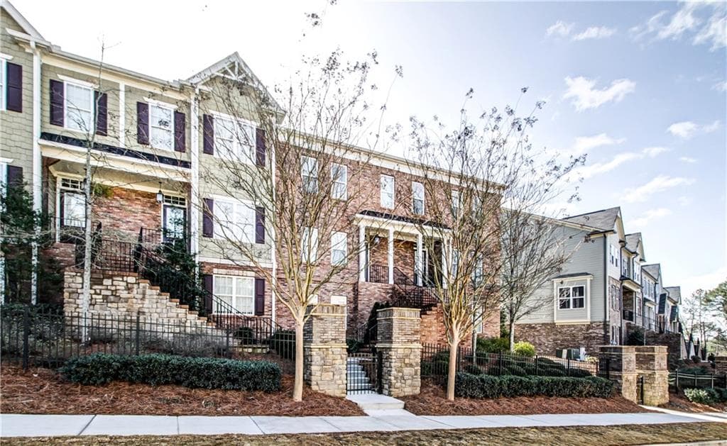 4 bedroom, 2,756 sq ft townhouse sold at 2148 Havenwood Trail 9, Atlanta, GA 30319